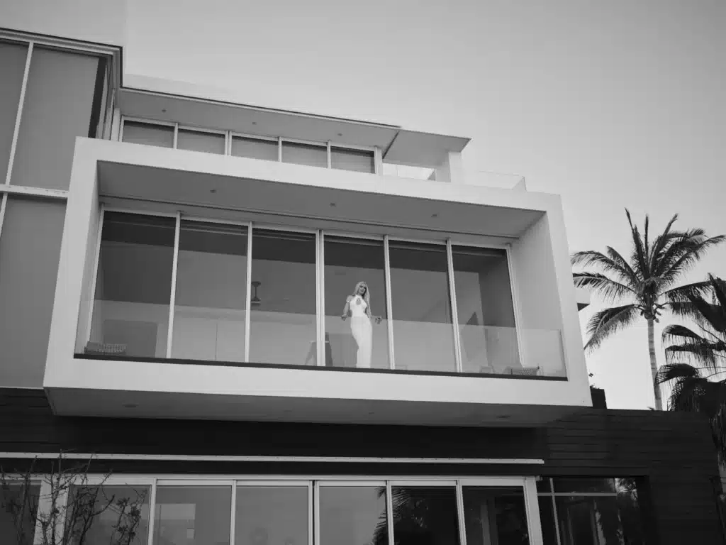 HEIDI MONTAG luxury vacation in